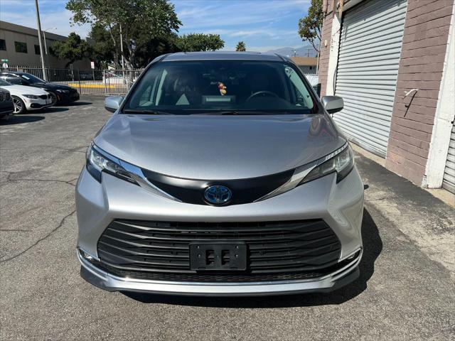 used 2023 Toyota Sienna car, priced at $38,500