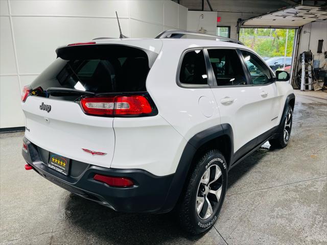 used 2018 Jeep Cherokee car, priced at $18,995