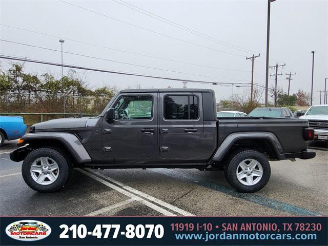 used 2023 Jeep Gladiator car, priced at $31,597