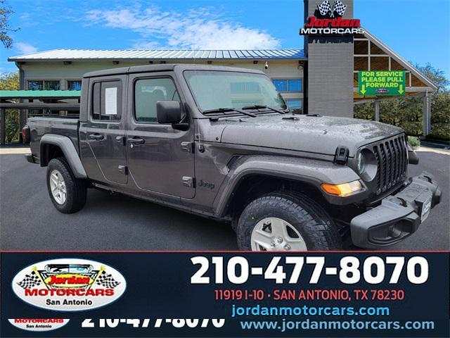 used 2023 Jeep Gladiator car, priced at $31,597