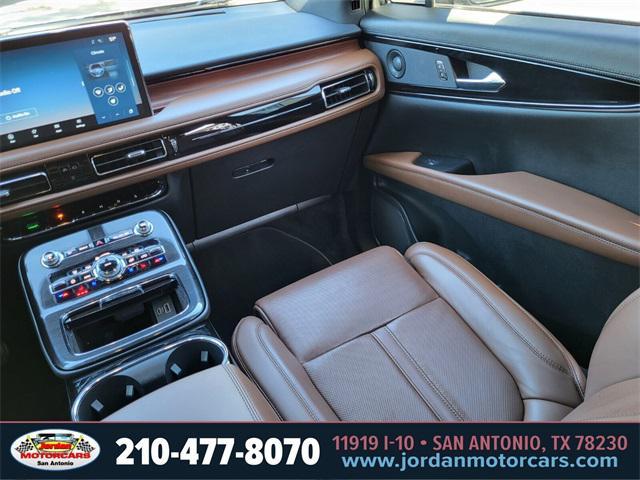 used 2023 Lincoln Nautilus car, priced at $38,499