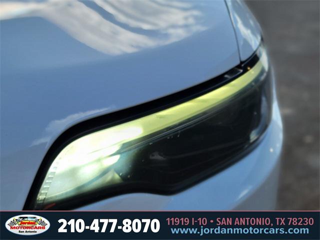 used 2022 Jeep Cherokee car, priced at $23,649