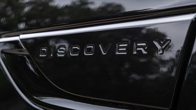 new 2024 Land Rover Discovery car, priced at $77,668