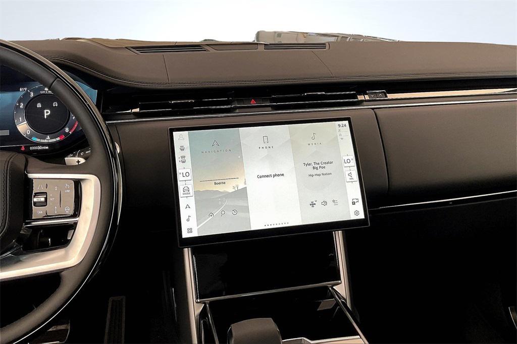 new 2025 Land Rover Range Rover car, priced at $159,405