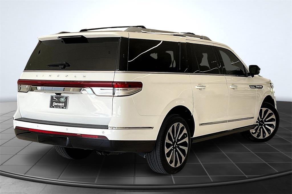 used 2024 Lincoln Navigator car, priced at $74,900