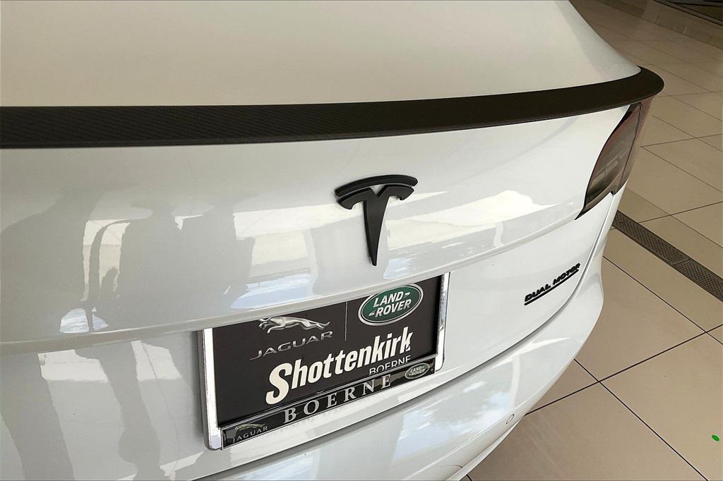 used 2018 Tesla Model 3 car, priced at $21,500