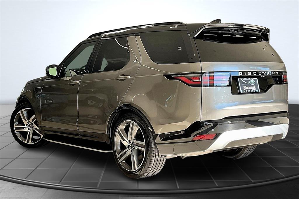 new 2025 Land Rover Discovery car, priced at $82,815