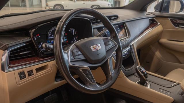 used 2018 Cadillac XT5 car, priced at $21,500