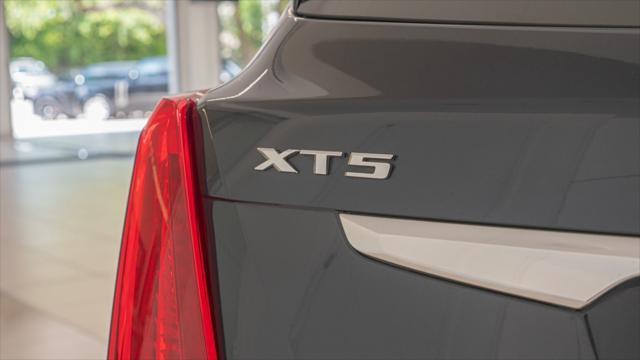 used 2018 Cadillac XT5 car, priced at $21,500