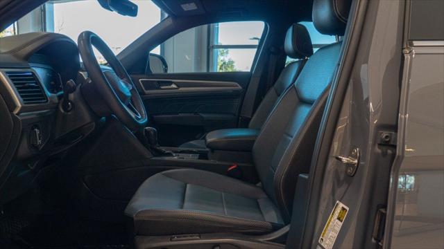 used 2021 Volkswagen Atlas Cross Sport car, priced at $26,900