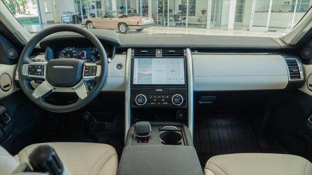 new 2025 Land Rover Discovery car, priced at $68,618