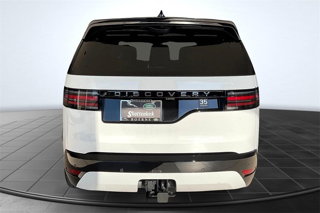new 2025 Land Rover Discovery car, priced at $77,525