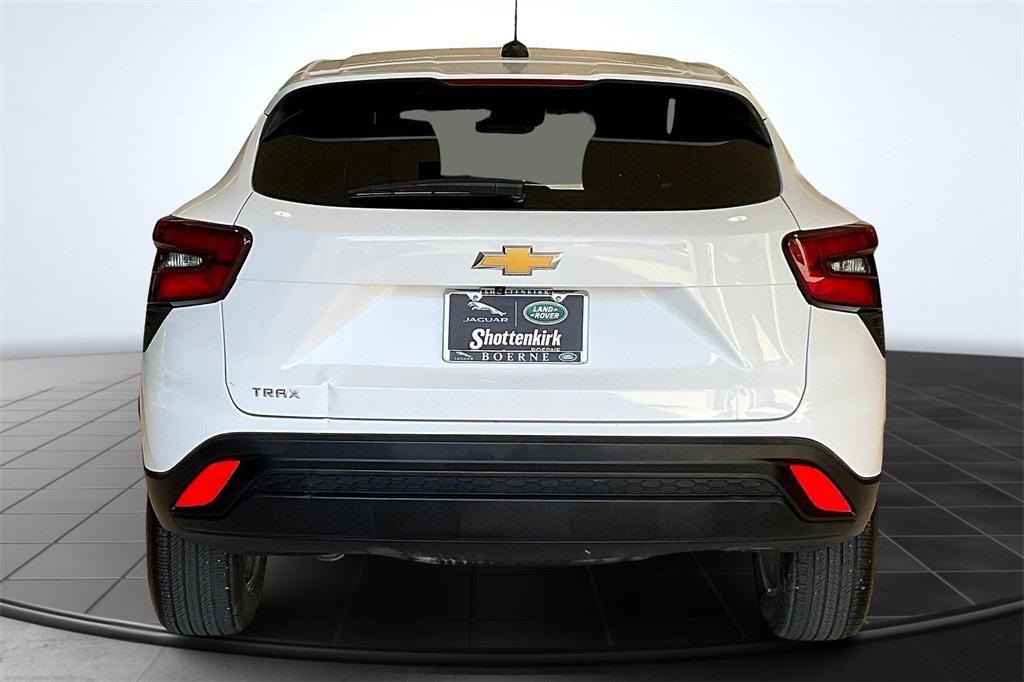 used 2025 Chevrolet Trax car, priced at $20,900
