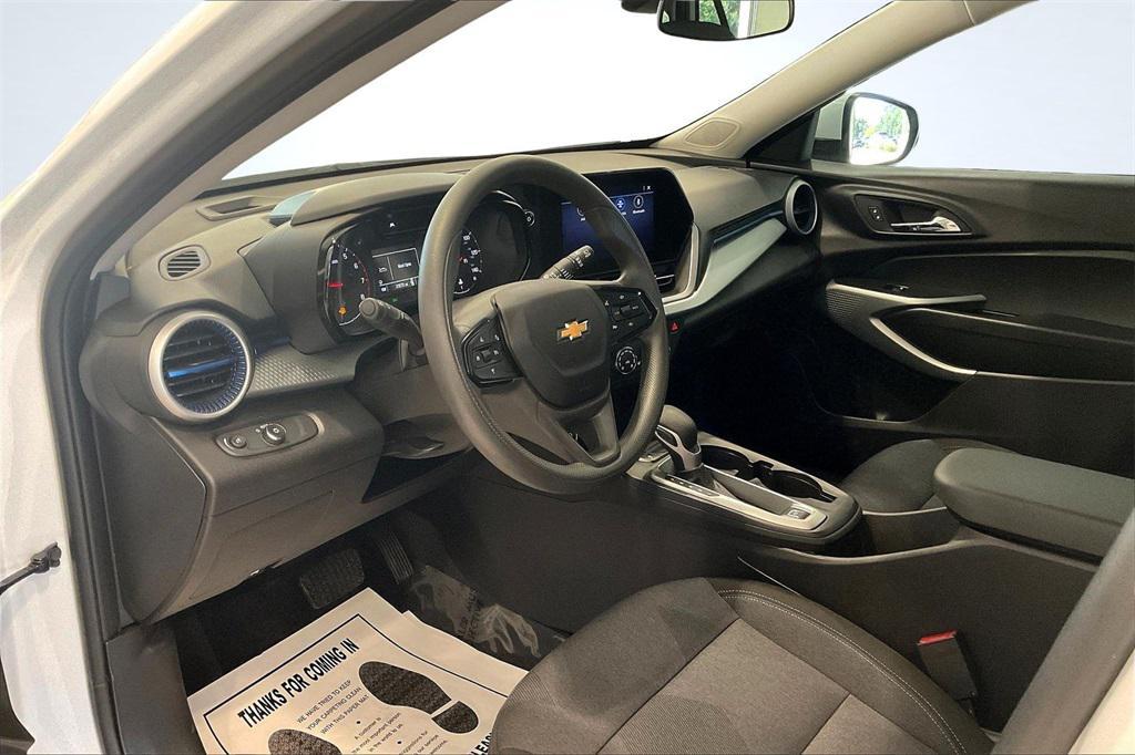 used 2025 Chevrolet Trax car, priced at $20,900