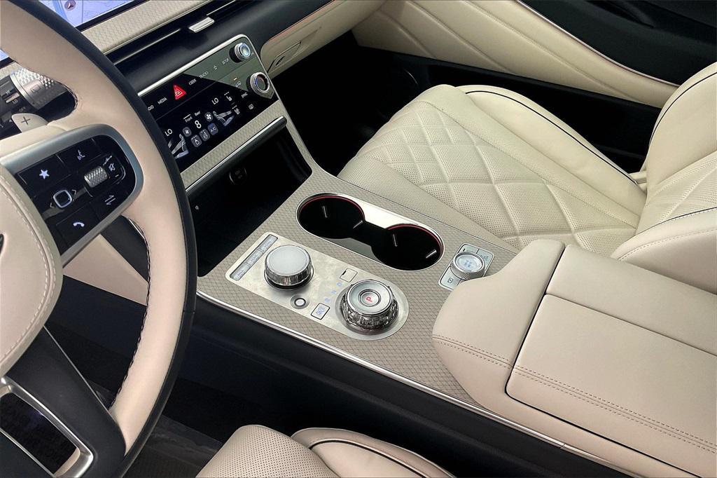 used 2025 Genesis GV80 car, priced at $67,900