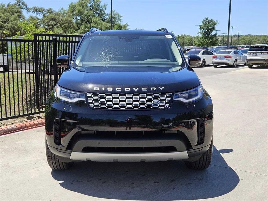 new 2024 Land Rover Discovery car, priced at $65,035