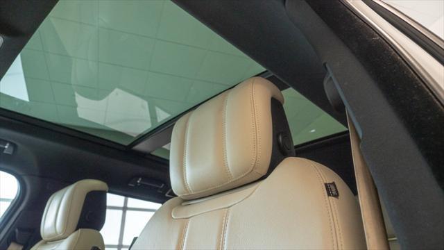 used 2018 Land Rover Range Rover car, priced at $31,900