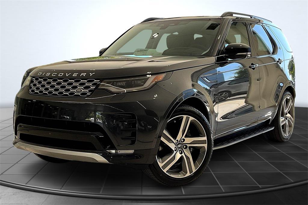 new 2025 Land Rover Discovery car, priced at $83,615