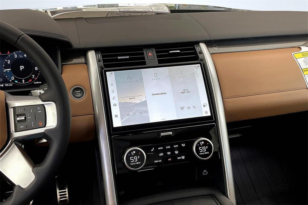 new 2025 Land Rover Discovery car, priced at $83,615