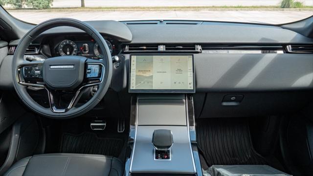 new 2025 Land Rover Range Rover Velar car