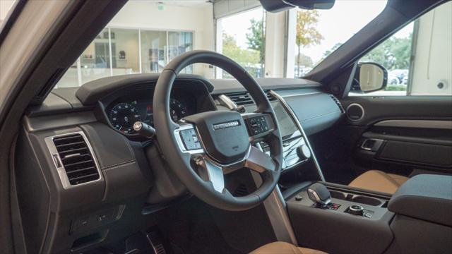 new 2025 Land Rover Discovery car, priced at $80,525