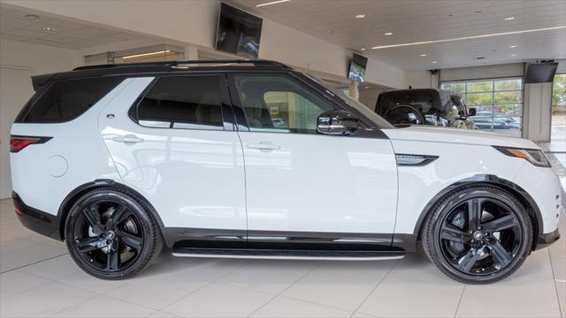 new 2025 Land Rover Discovery car, priced at $80,525