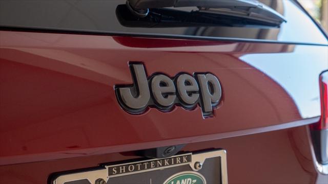 used 2021 Jeep Grand Cherokee car, priced at $25,900