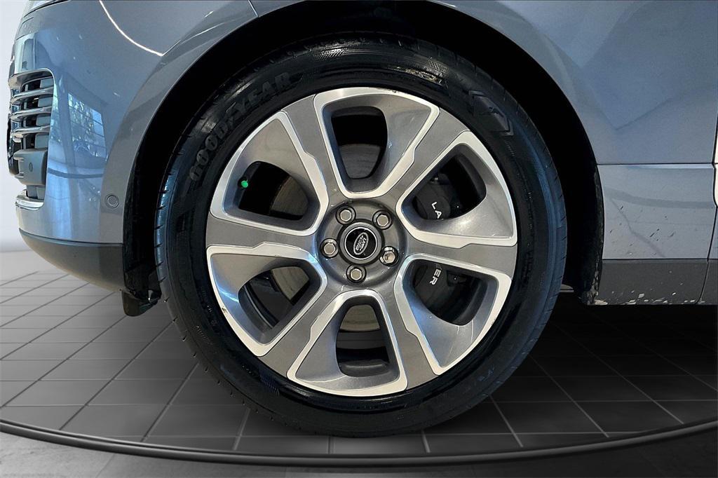 used 2022 Land Rover Range Rover car, priced at $51,900