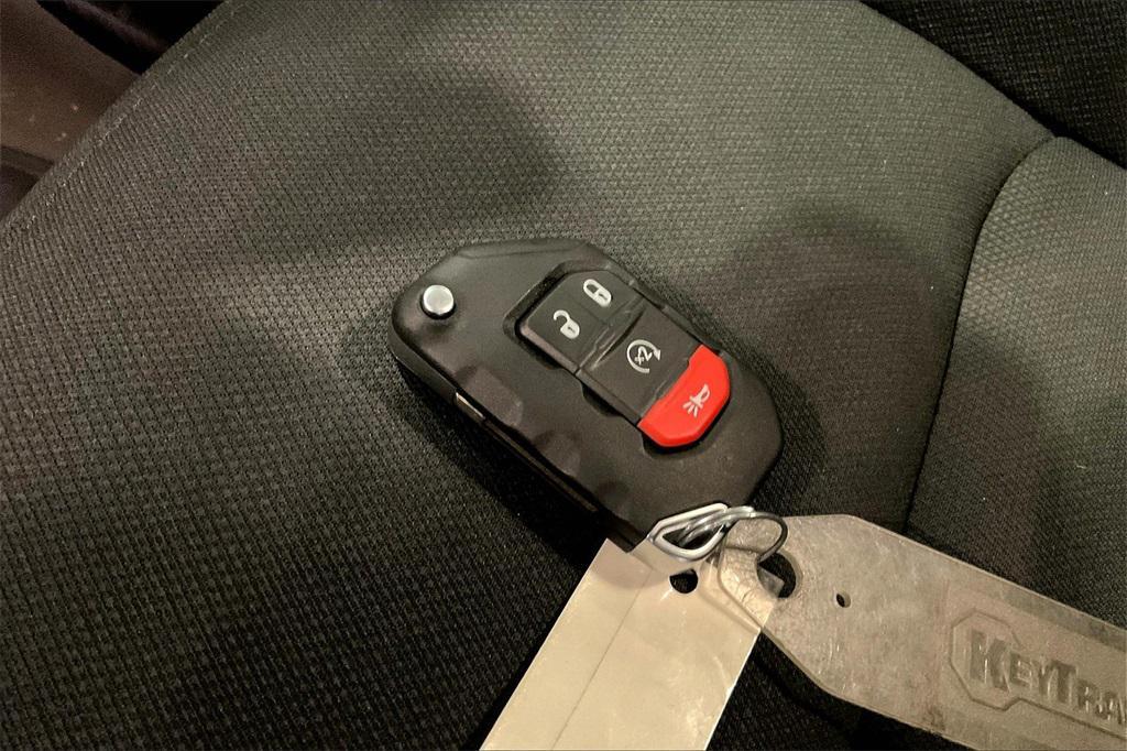 used 2022 Jeep Gladiator car, priced at $31,900