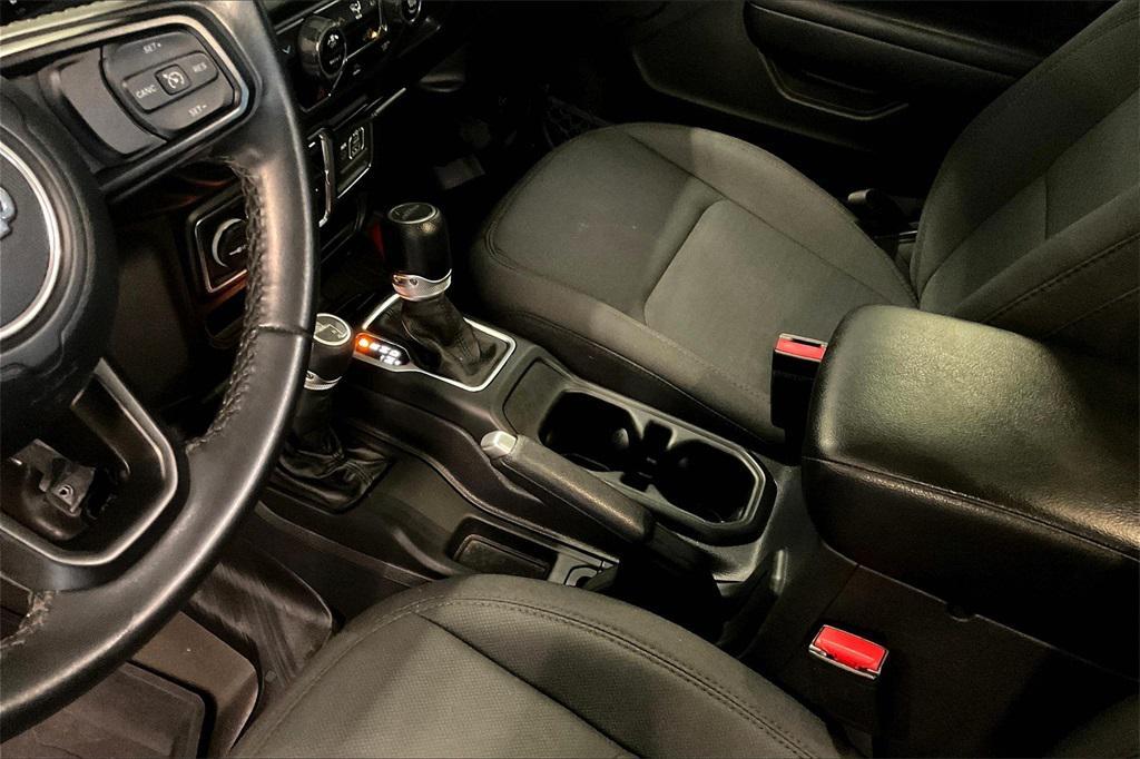 used 2022 Jeep Gladiator car, priced at $31,900