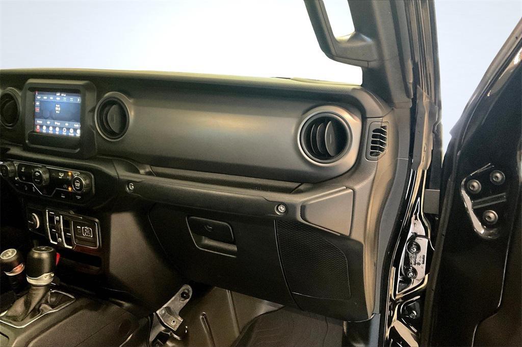 used 2022 Jeep Gladiator car, priced at $31,900