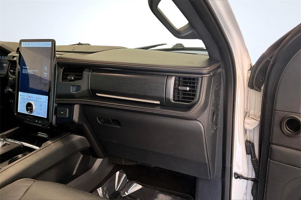 used 2023 Ford Expedition car, priced at $47,300