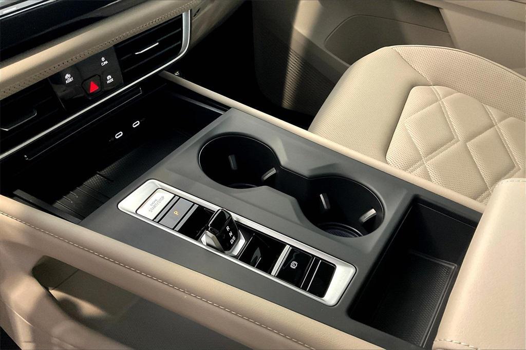 used 2025 Volkswagen Atlas car, priced at $34,500