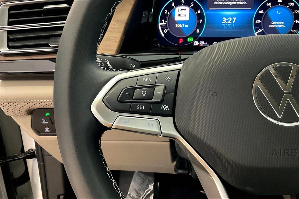 used 2025 Volkswagen Atlas car, priced at $34,500