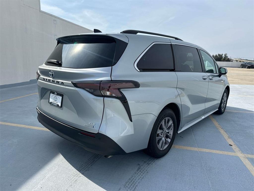 used 2023 Toyota Sienna car, priced at $40,598