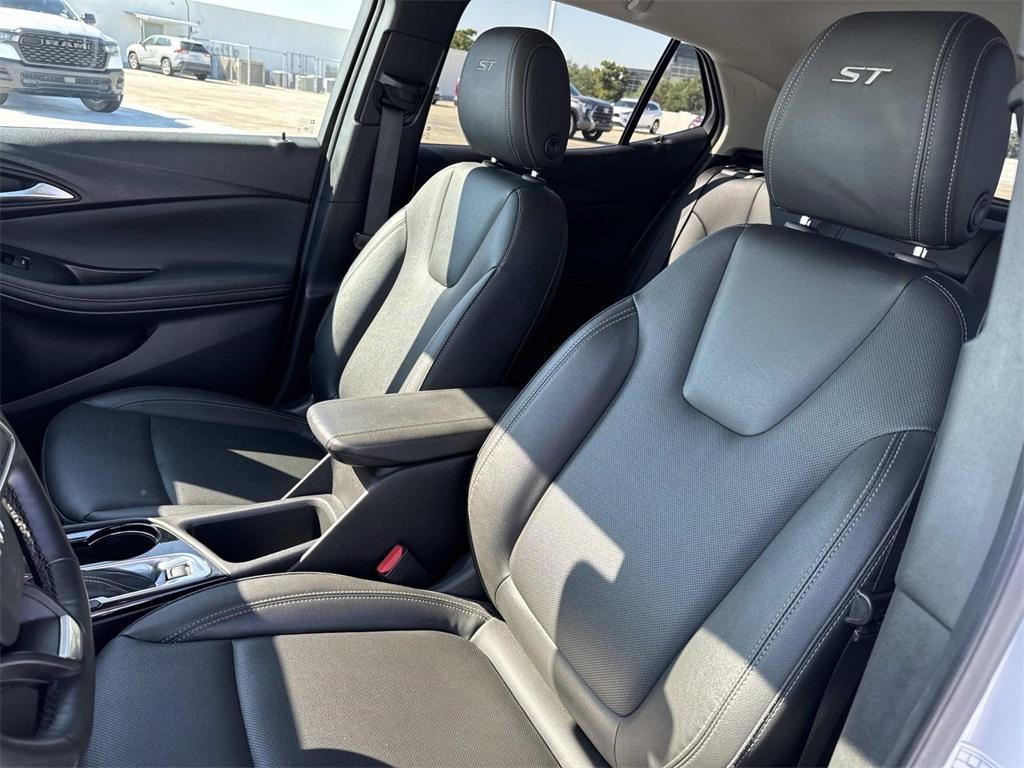 used 2024 Buick Encore GX car, priced at $22,499