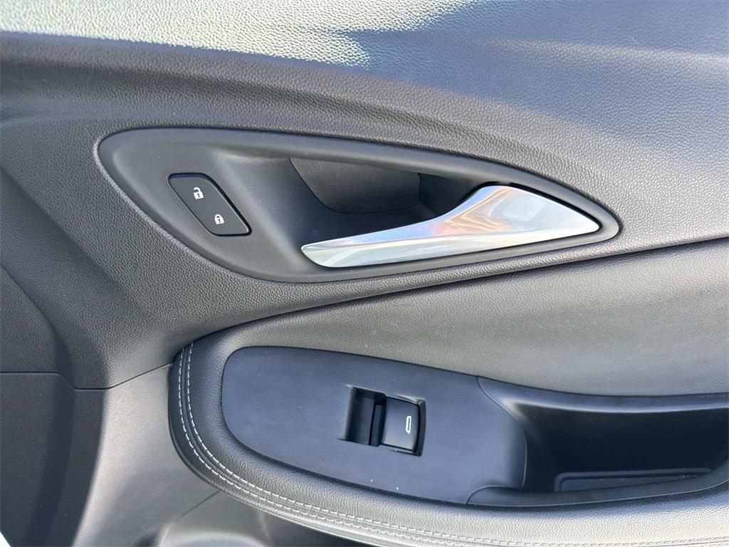 used 2024 Buick Encore GX car, priced at $22,499