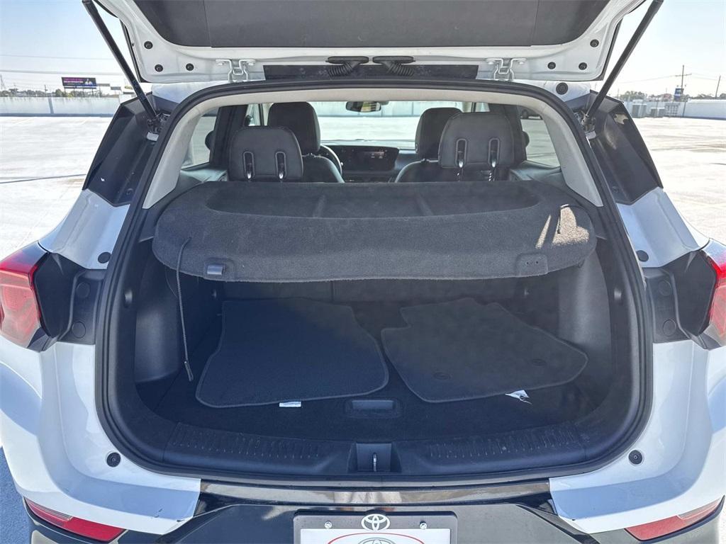 used 2024 Buick Encore GX car, priced at $22,499