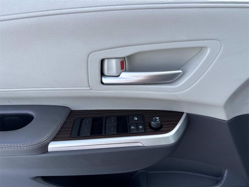 used 2023 Toyota Sienna car, priced at $43,296