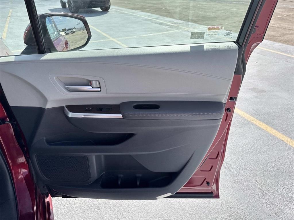 used 2023 Toyota Sienna car, priced at $43,296