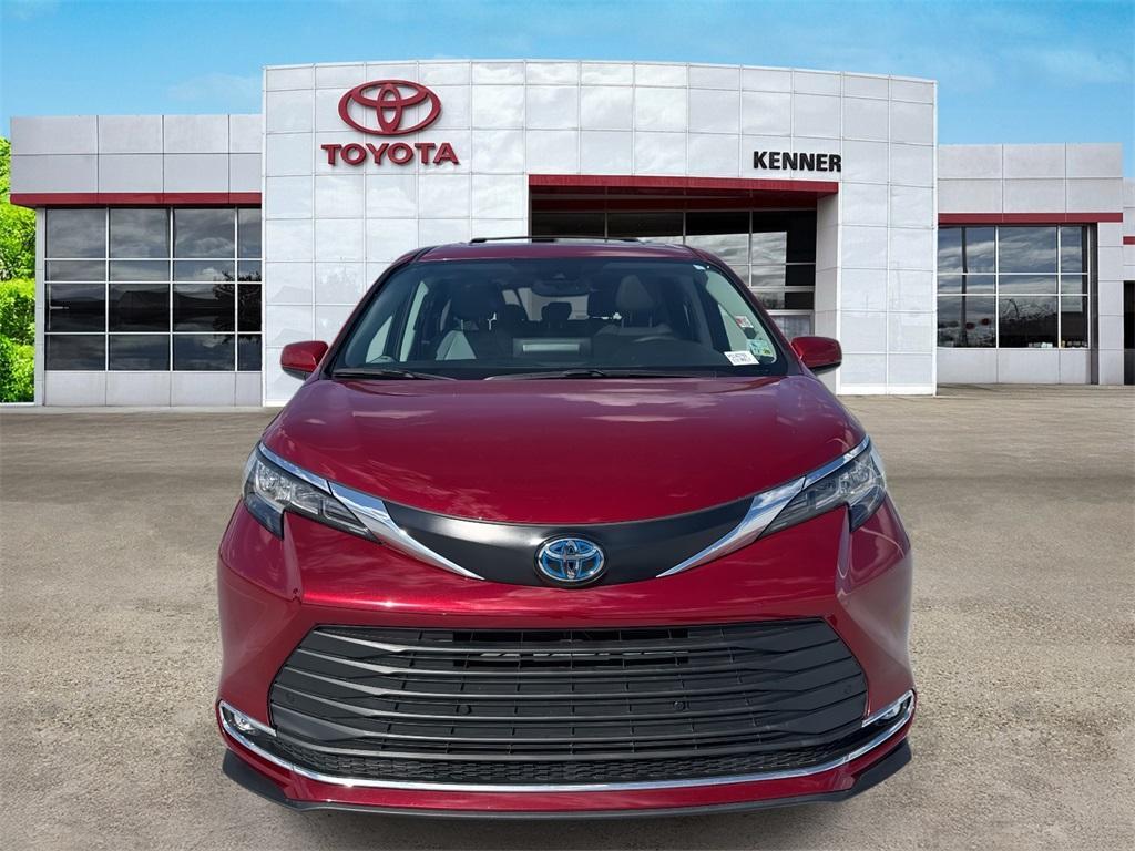 used 2023 Toyota Sienna car, priced at $43,296