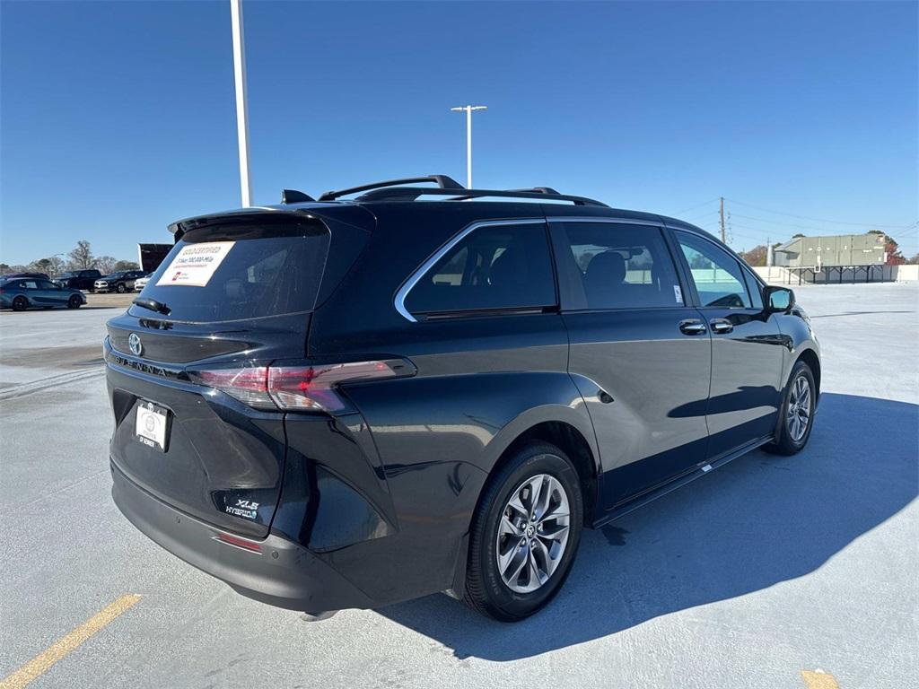 used 2024 Toyota Sienna car, priced at $48,995