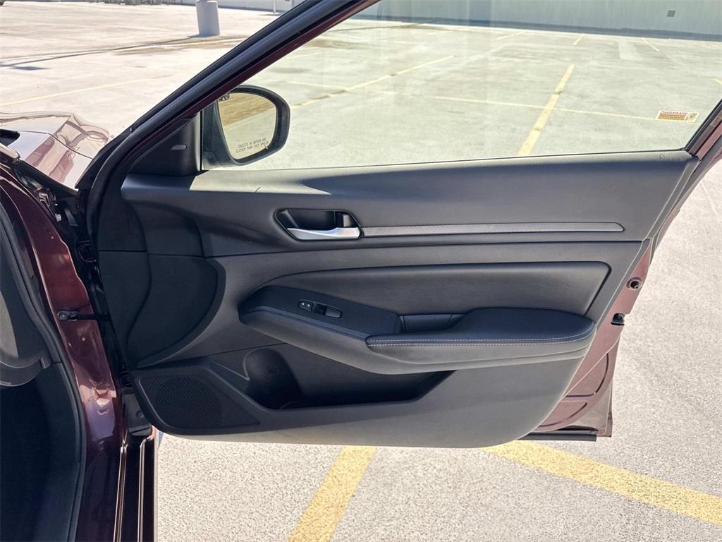 used 2024 Nissan Altima car, priced at $22,299