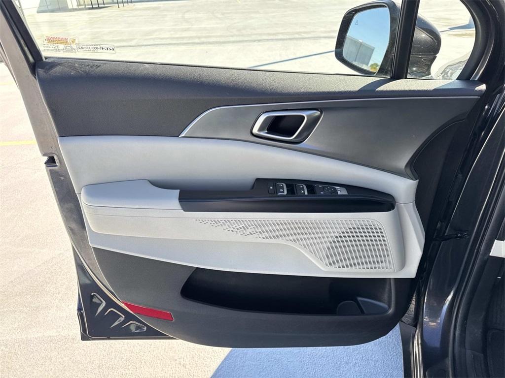 used 2024 Kia Carnival car, priced at $28,495