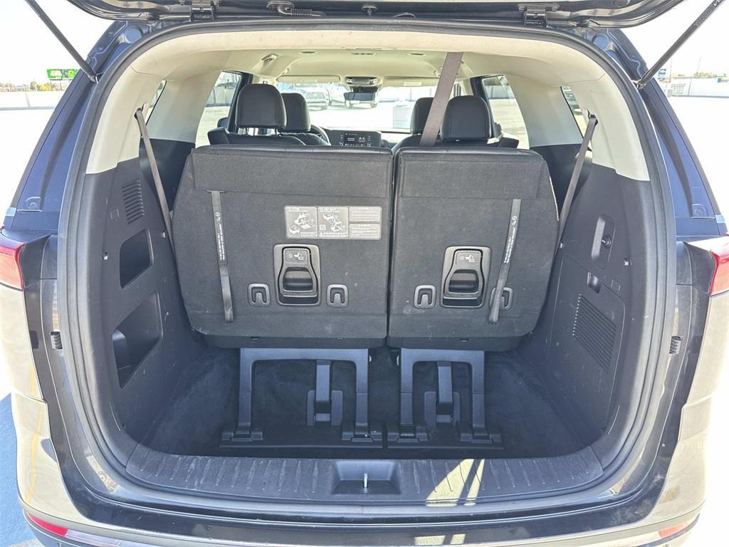 used 2024 Kia Carnival car, priced at $28,495