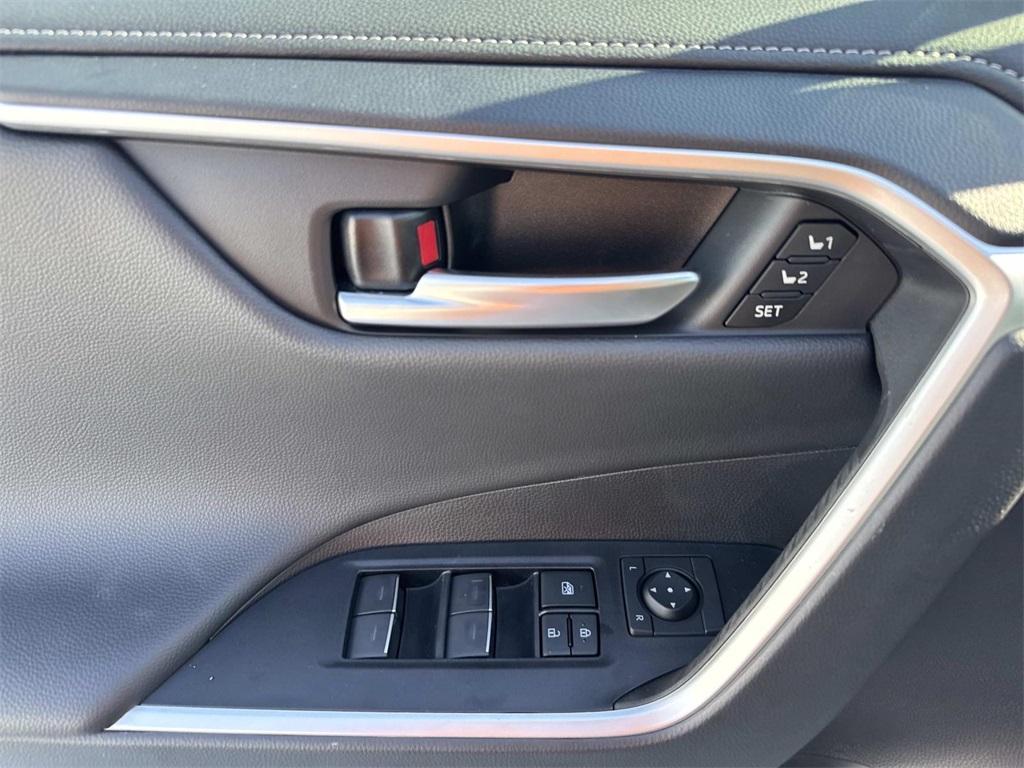 new 2025 Toyota RAV4 car, priced at $39,064