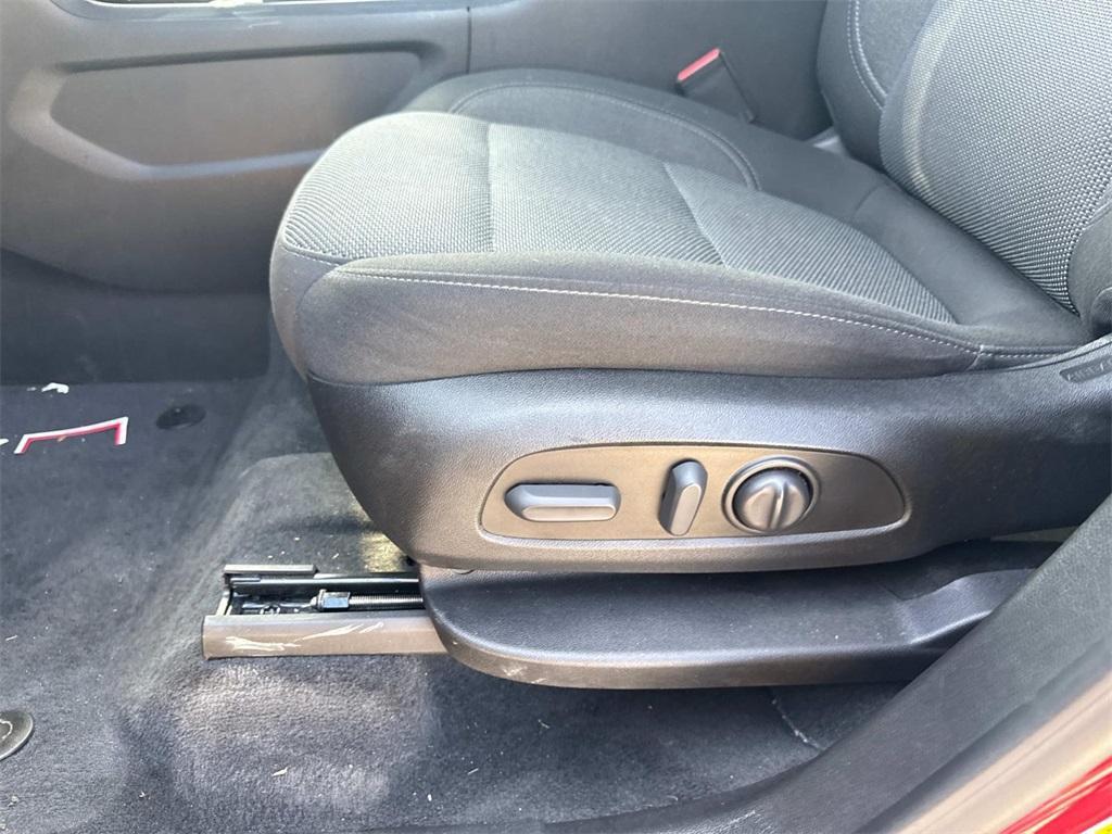 used 2023 Chevrolet Traverse car, priced at $30,795