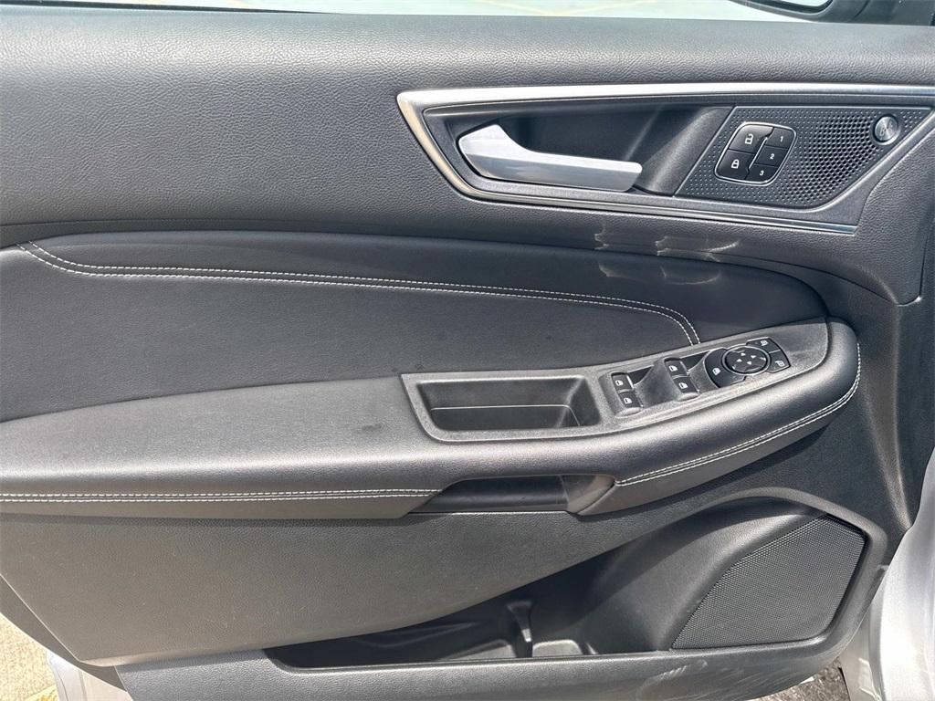 used 2023 Ford Edge car, priced at $25,795