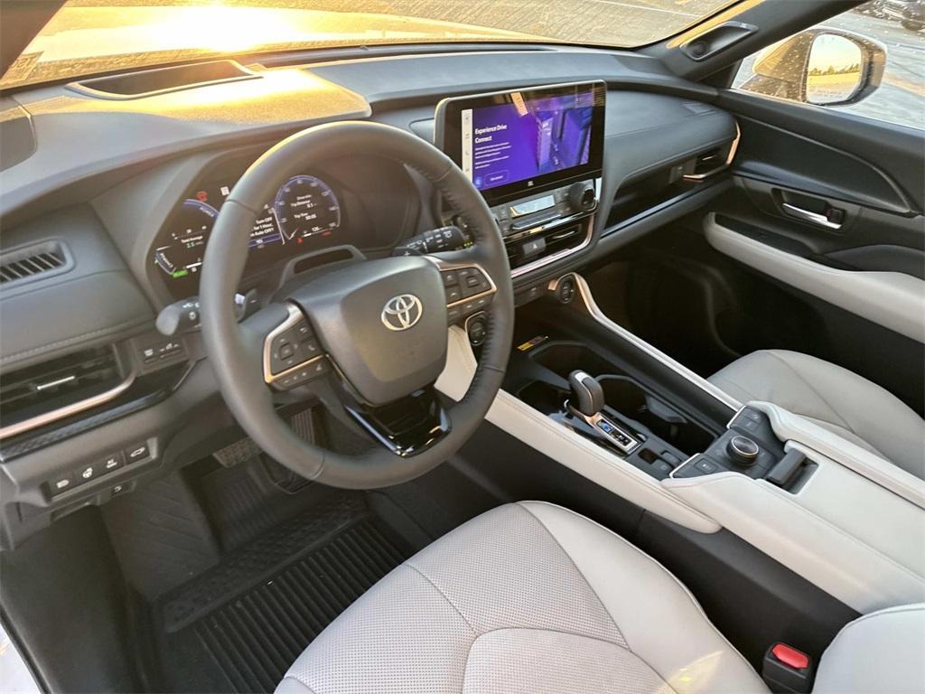 new 2026 Toyota Highlander Hybrid car, priced at $63,061