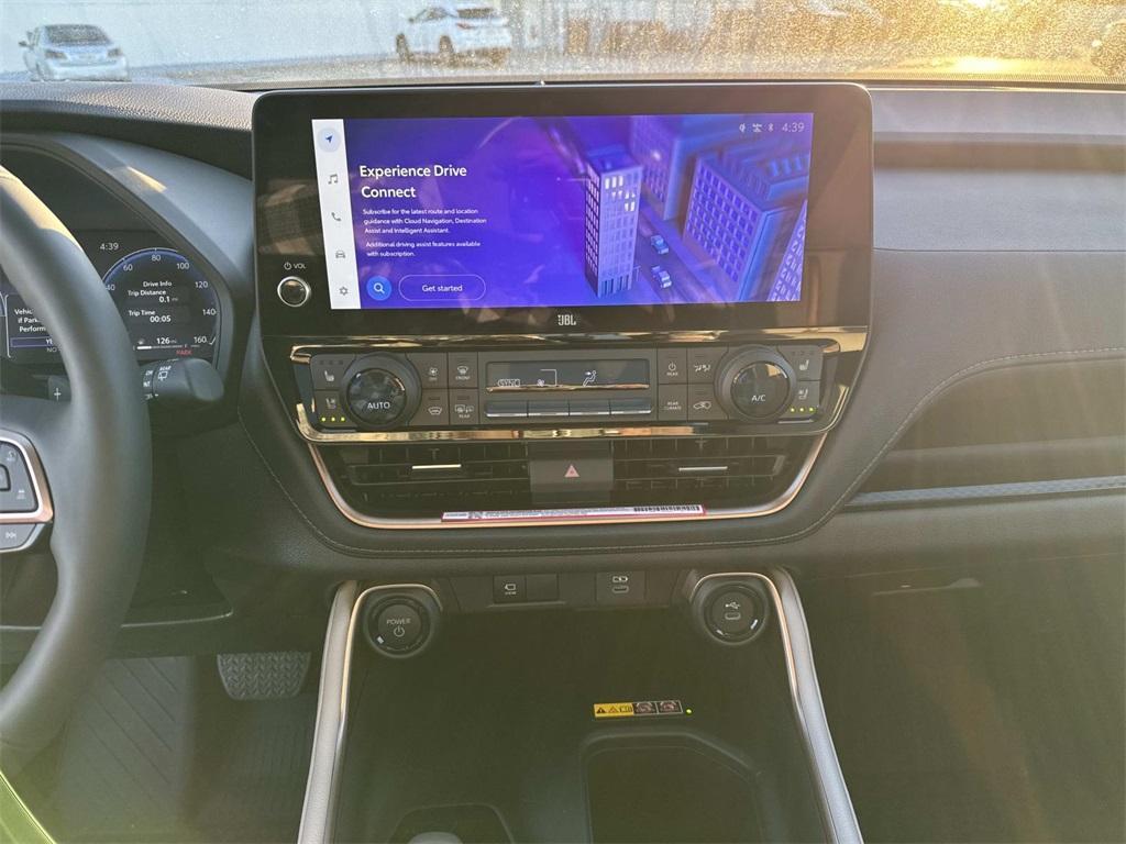 new 2026 Toyota Highlander Hybrid car, priced at $63,061